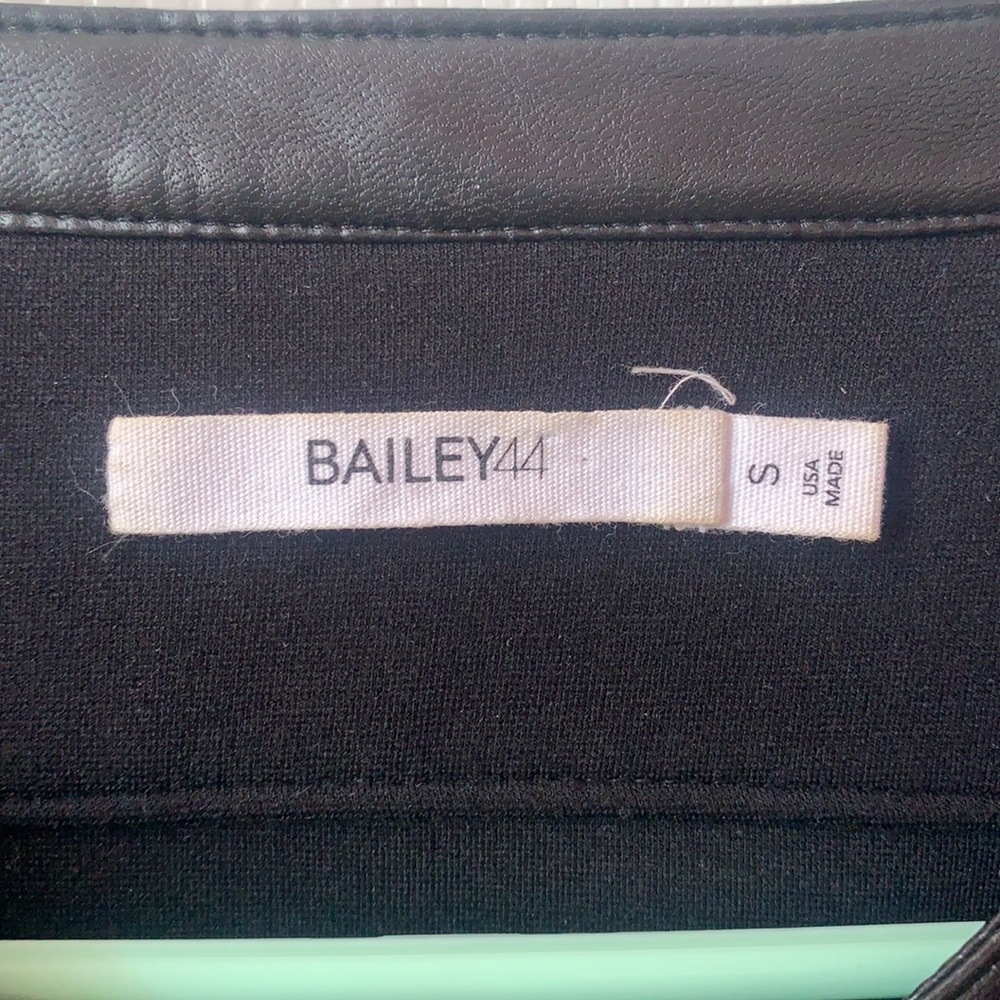 Bailey 44 Revolve Jack Pine Jacket Size Small - image 4